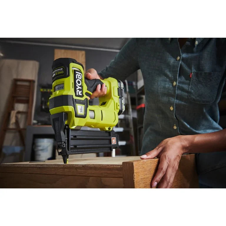 ONE+™ 18V HP Brushless 18G Accu Tacker (Inclusief. accu)