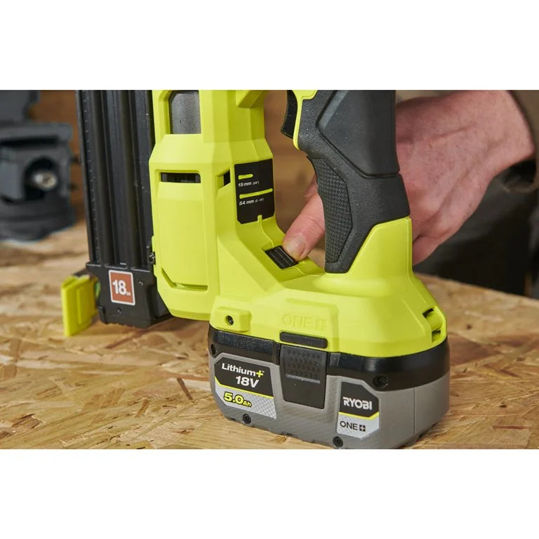ONE+™ 18V HP Brushless 18G Accu Tacker (Inclusief. accu)