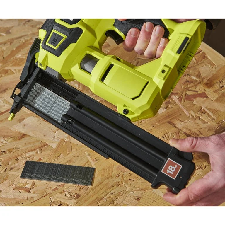 ONE+™ 18V HP Brushless 18G Accu Tacker (Inclusief. accu)
